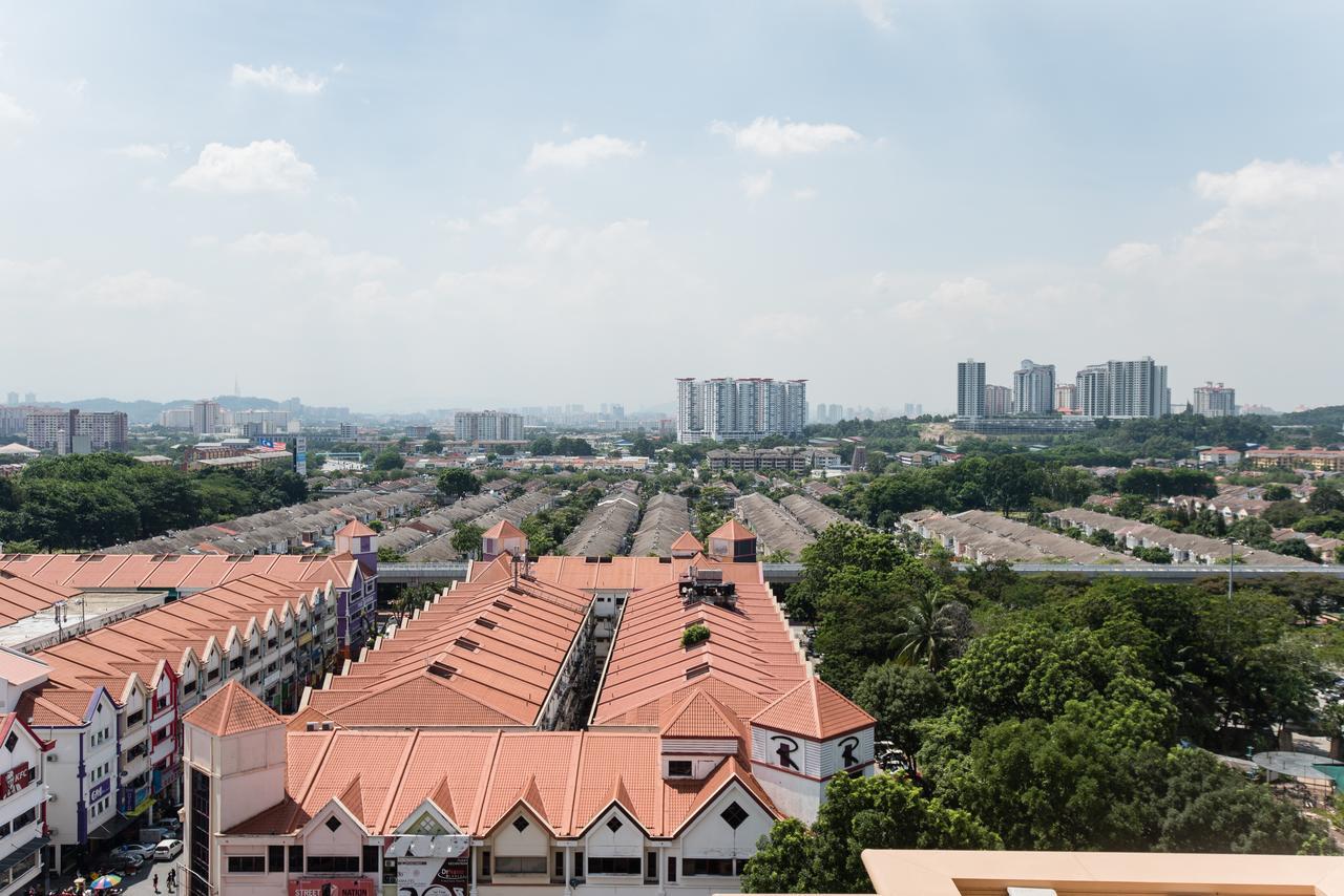 W Studio Resort Suites Petaling Jaya Luaran gambar